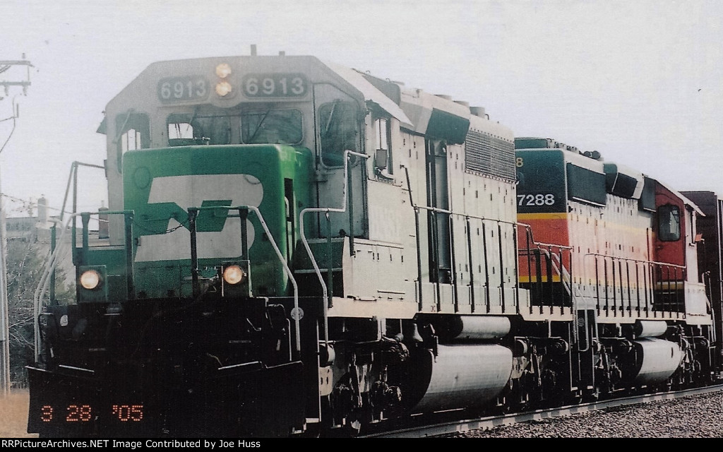 BNSF 6913 West